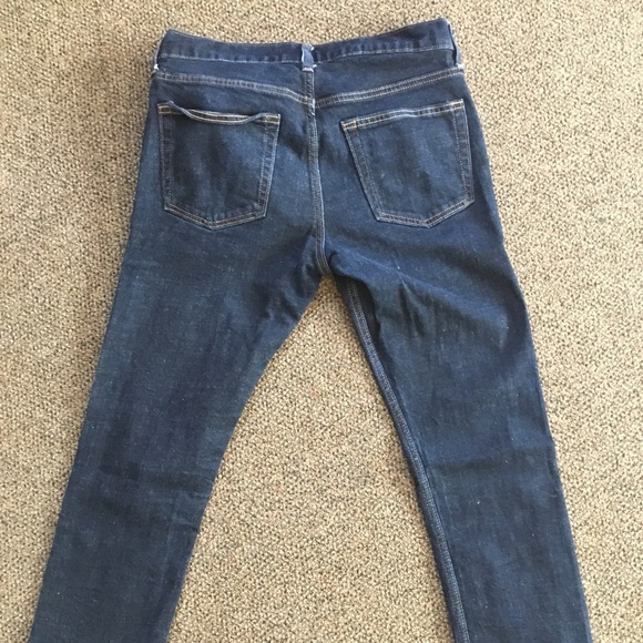 Old Navy Dark Jeans - skinny fit 30x30 - Picture 2 of 2